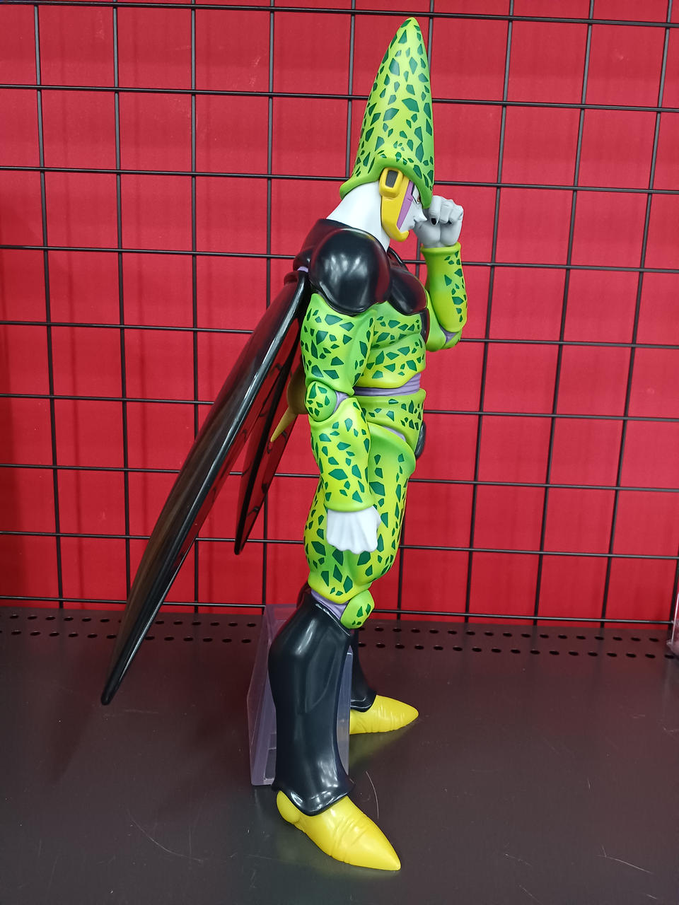 BANDAI Ichiban Kuji Dragon Ball Prize A Perfect Cell - Banzai Thrifting | BanzaiHobby