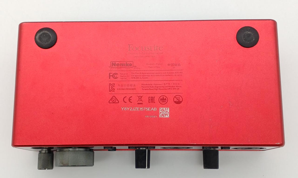 FOCUSRITE Audio interface SCARLETT2I2 - Banzai Thrifting | BanzaiHobby