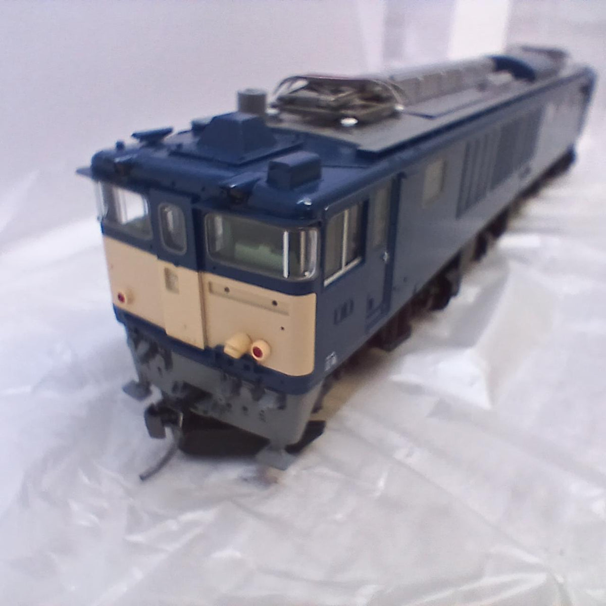 TOMIX JNR EF64-1000 Electric Locomotive (Early Model) HO-2035 - Banzai Thrifting | BanzaiHobby