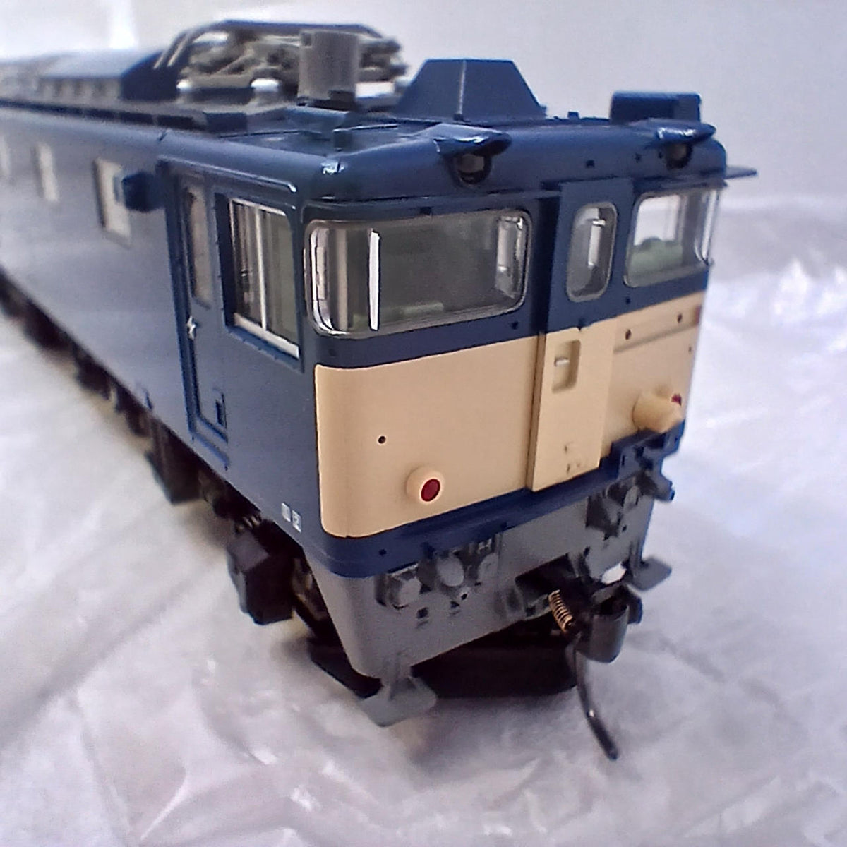 TOMIX JNR EF64-1000 Electric Locomotive (Early Model) HO-2035 - Banzai Thrifting | BanzaiHobby