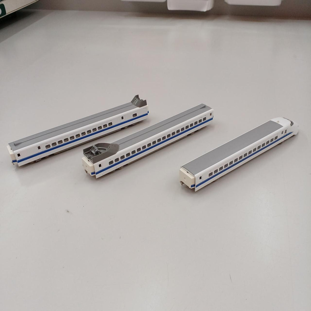 TOMIX N Gauge JR 300 Series Tokaido & Sanyo Shinkansen (Nozomi) Set 92639 - Banzai Thrifting | BanzaiHobby