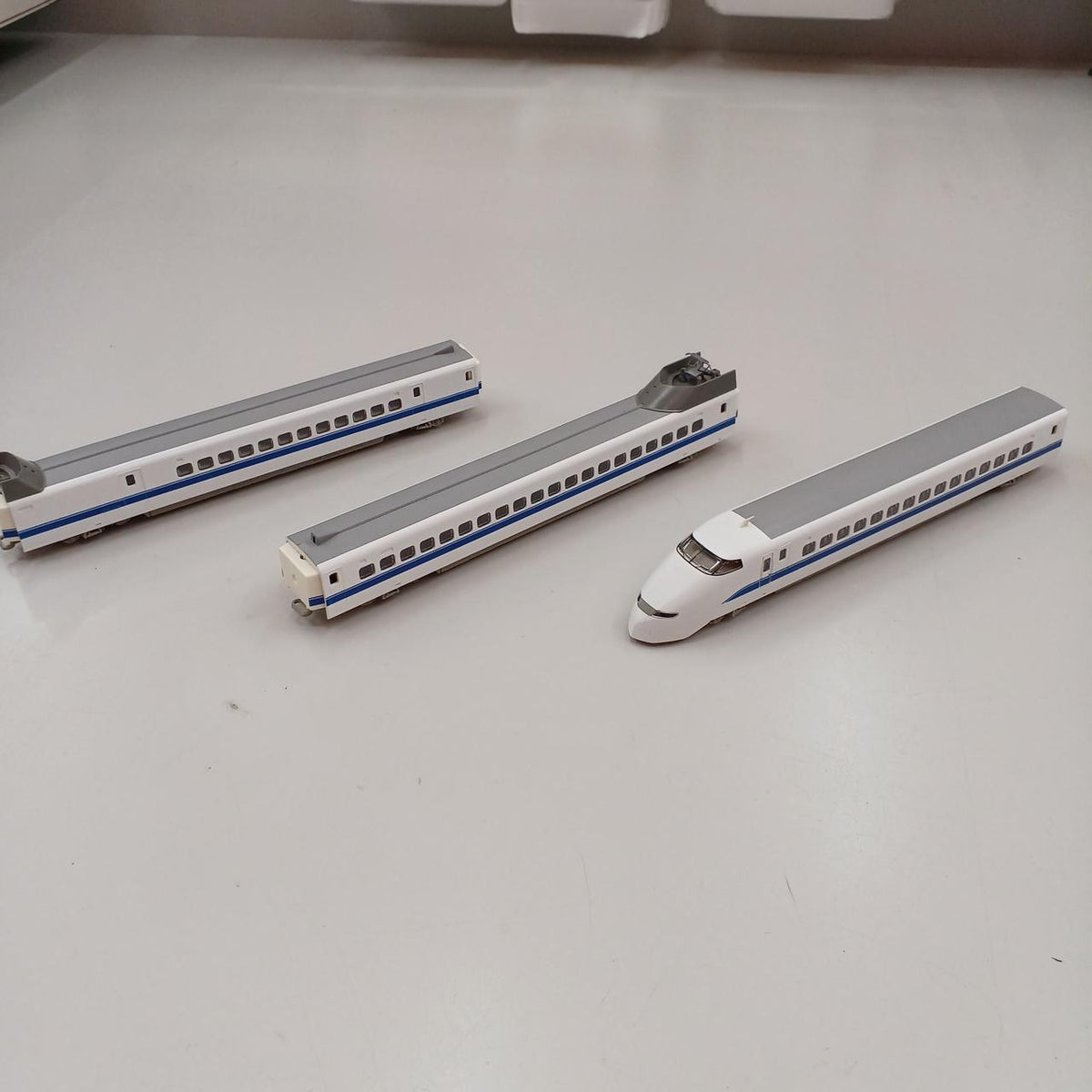 TOMIX N Gauge JR 300 Series Tokaido & Sanyo Shinkansen (Nozomi) Set 92639 - Banzai Thrifting | BanzaiHobby