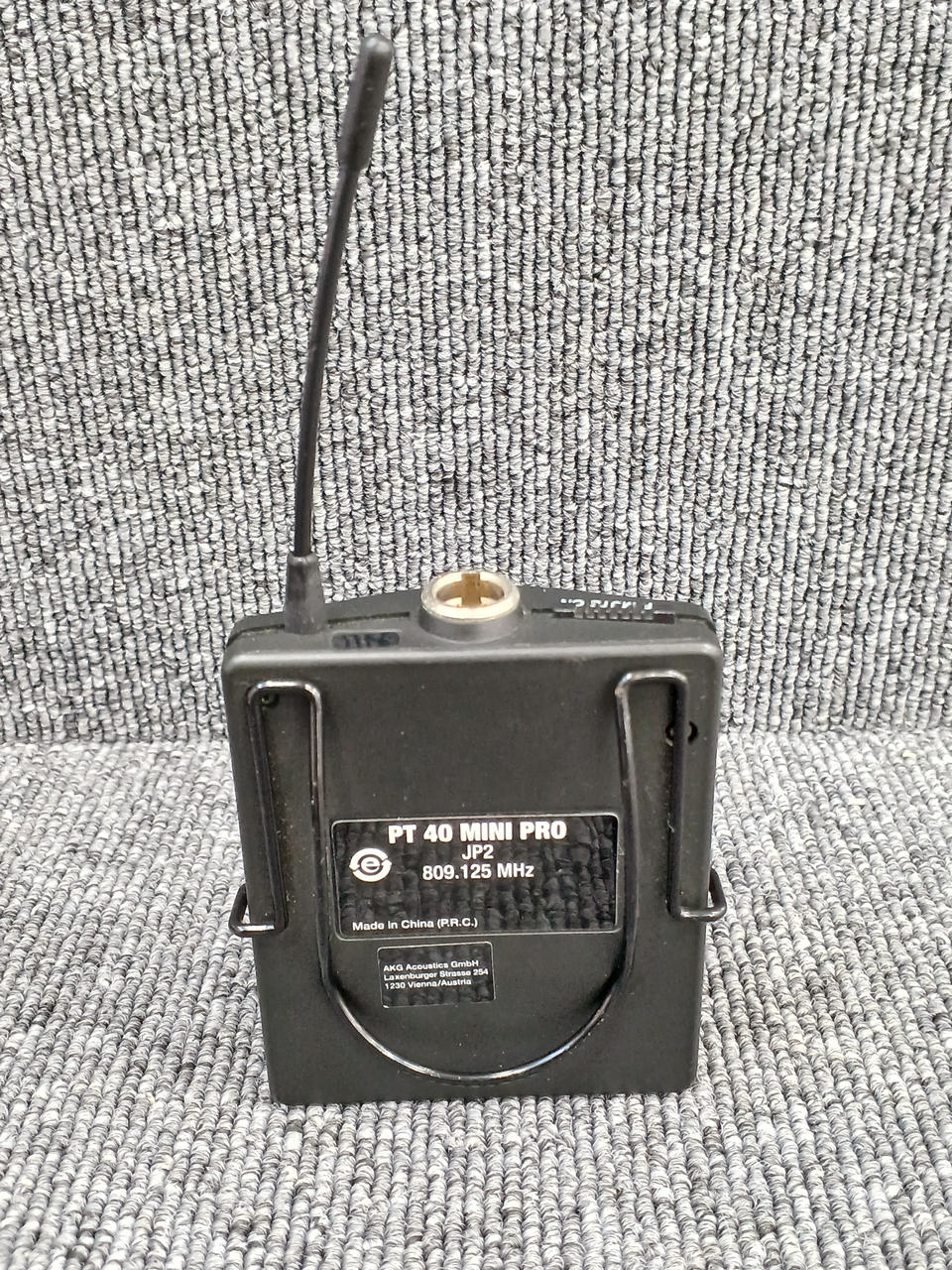 AKG Wireless System SR40 - Banzai Thrifting | BanzaiHobby