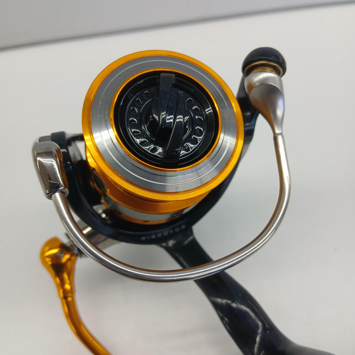 DAIWA Spinning Reel 15 REVROS 2004H - Banzai Thrifting | BanzaiHobby