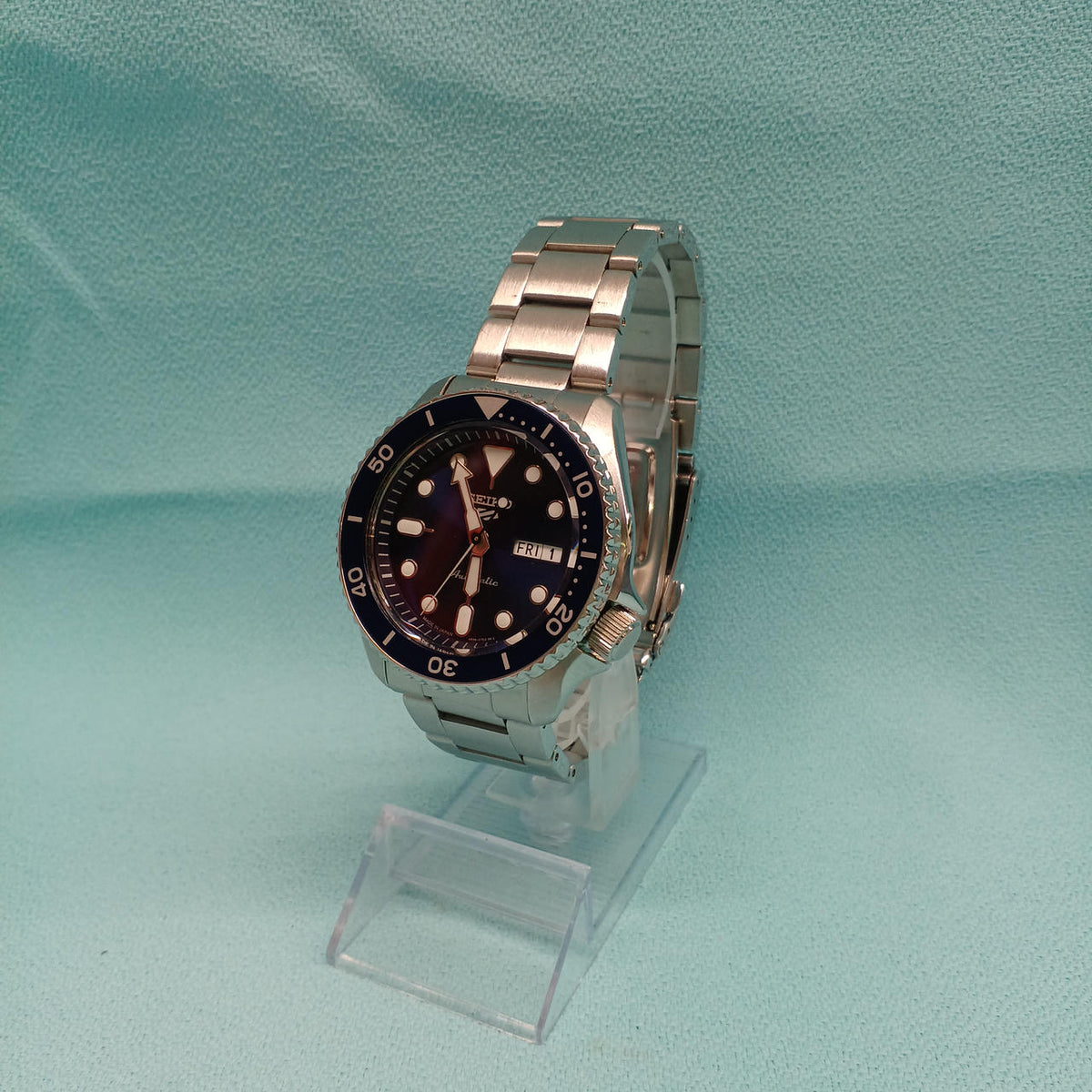SEIKO Automatic Wristwatch 4R36-07G0 - Banzai Thrifting | BanzaiHobby
