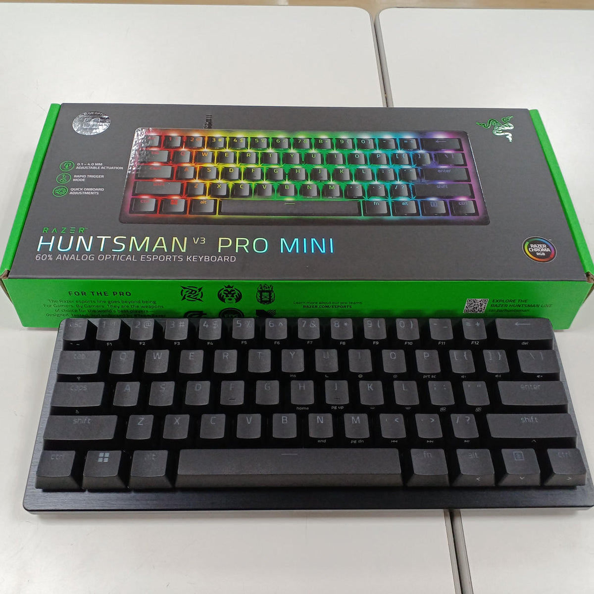RAZER Gaming Keyboard HUNTSMAN V3 PRO MINI - Banzai Thrifting | BanzaiHobby