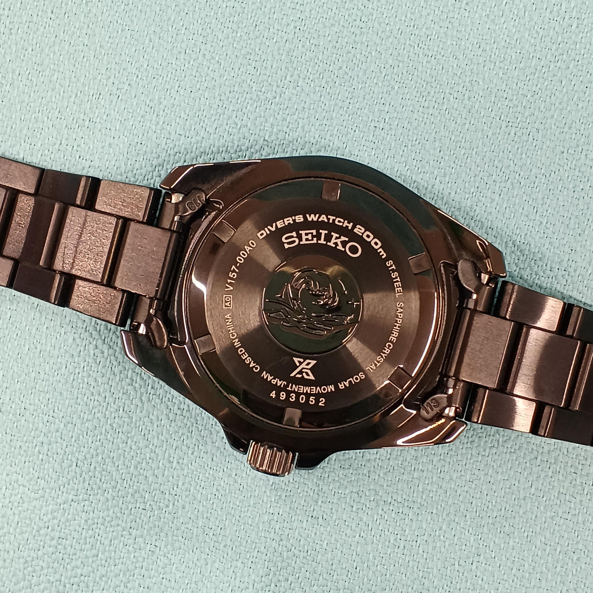 SEIKO Solar Wristwatch V157-00A0 - Banzai Thrifting | BanzaiHobby