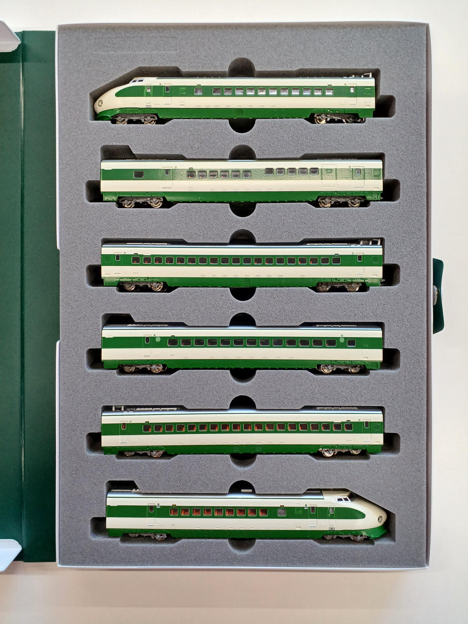 KATO N Gauge 10-1156/1157 200 Series Tohoku & Joetsu Shinkansen - Banzai Thrifting | BanzaiHobby