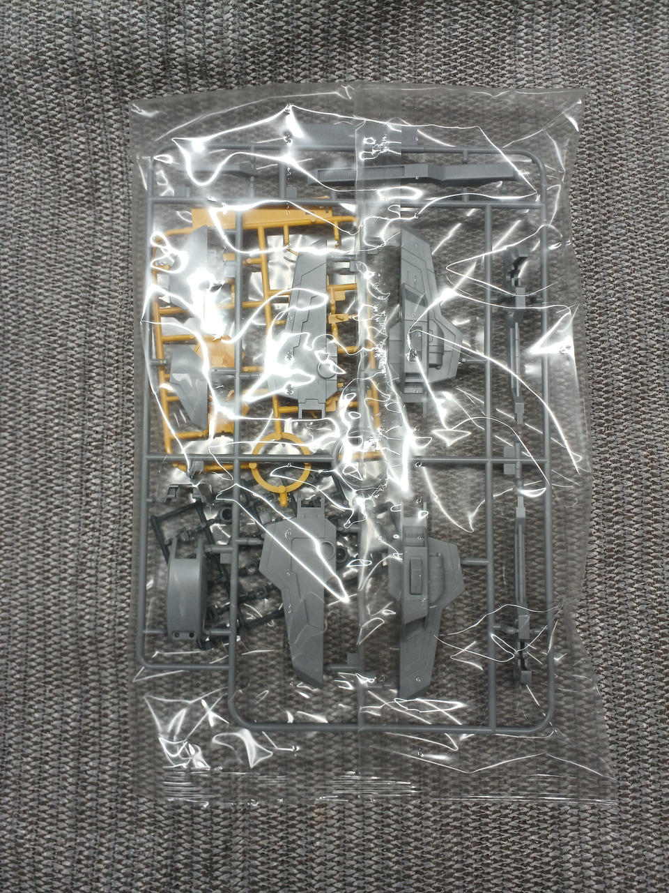 BANDAI Plastic Model 1/144 Lightning Z Gundam Aspros - Banzai Thrifting | BanzaiHobby