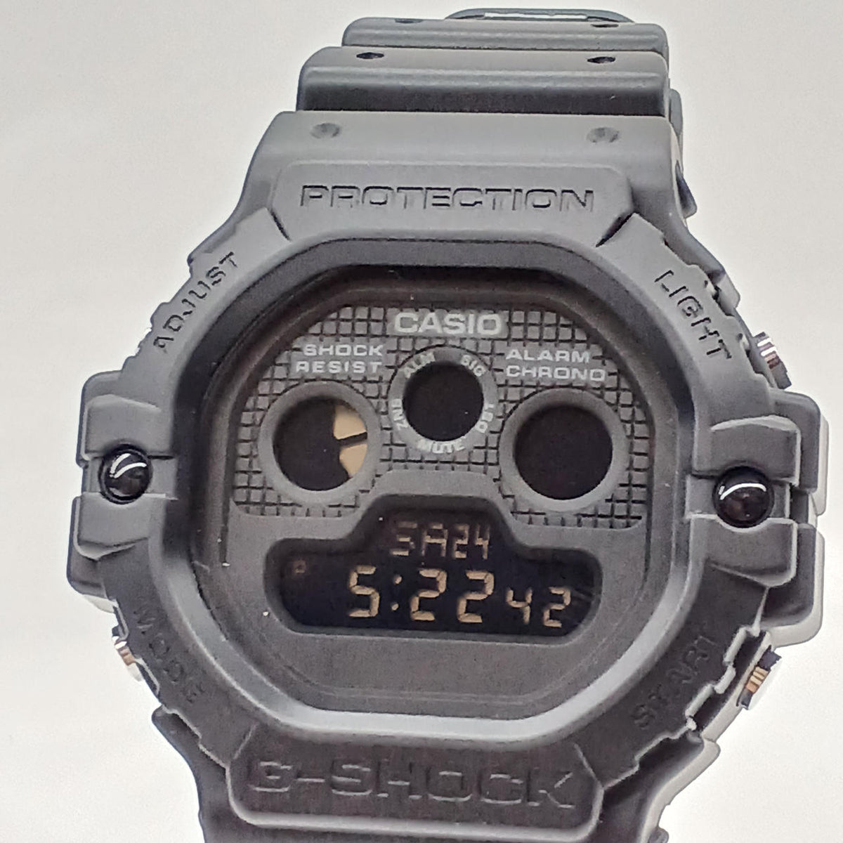 CASIO G-SHOCK DW-5900UBB - Banzai Thrifting | BanzaiHobby