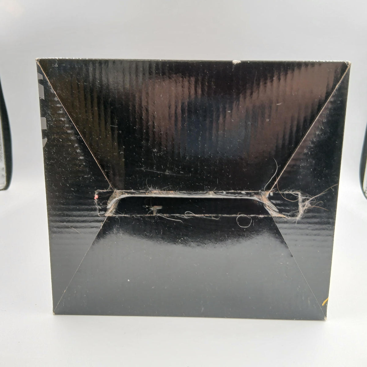 Ichiban Kuji Prize B: Tetsuo Kawachi Pen Stand Closed & WORST - Banzai Thrifting | BanzaiHobby