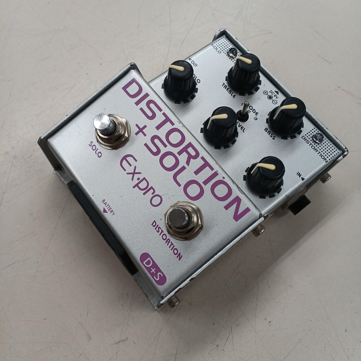 EX-PRO Effects pedal: DISTORTION+SOLO - Banzai Thrifting | BanzaiHobby