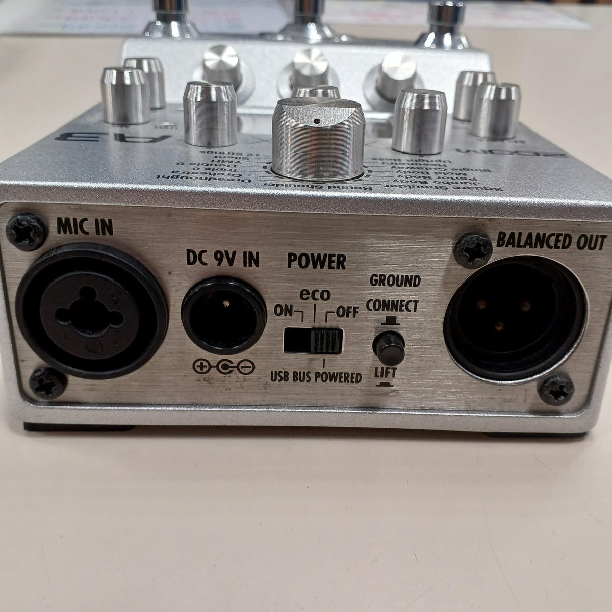 ZOOM Multi-Effects Pedal A3 - Banzai Thrifting | BanzaiHobby