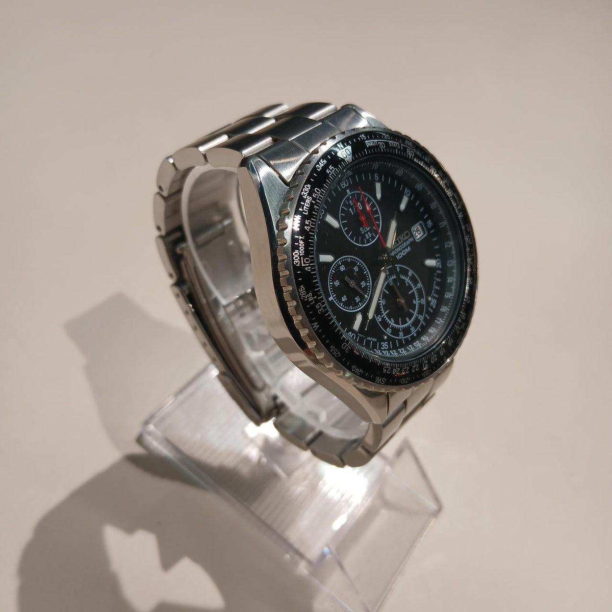 SEIKO 7T92-0CF0 Chronograph Wristwatch SLV/234638 - Banzai Thrifting | BanzaiHobby