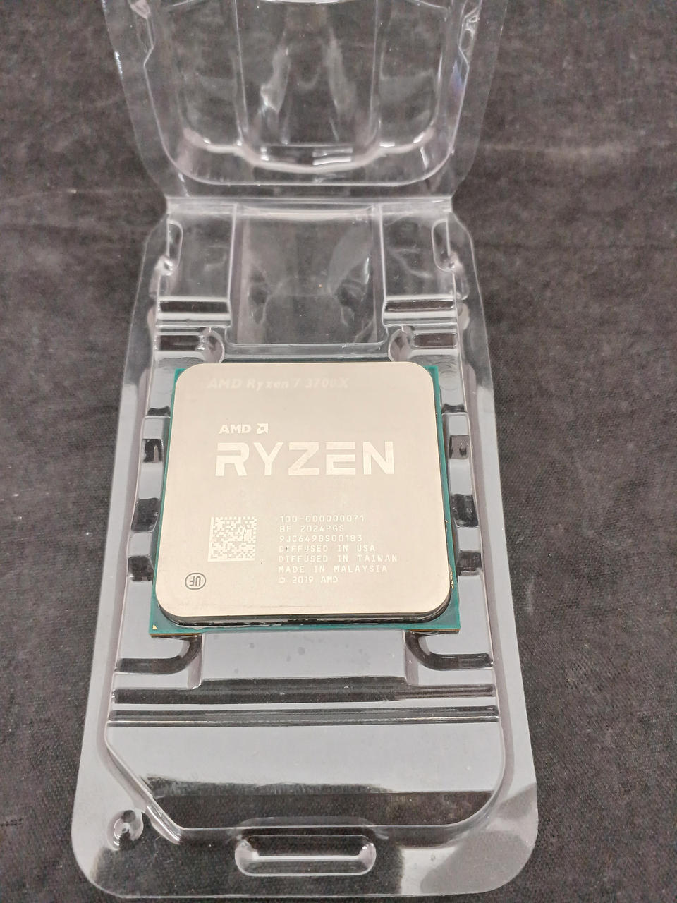 AMD CPU RYZEN7 3700X - Banzai Thrifting | BanzaiHobby