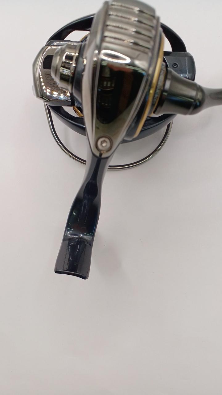 Daiwa Spinnesnelle 22 Caldia SW 4000-CXH 03220654 – BanzaiHobby