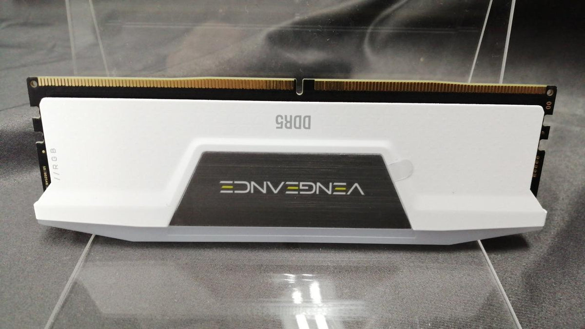 CORSAIR DDR5 Memory CMH32GX5M2B<400C36W