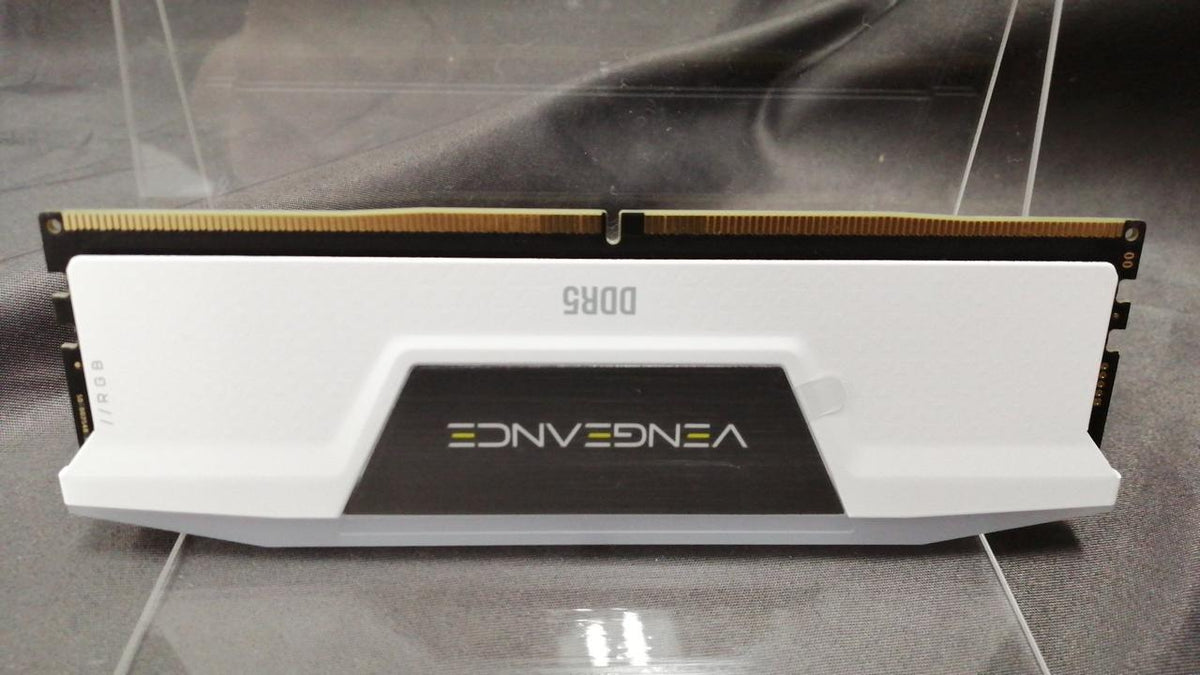 CORSAIR DDR5 Memory CMH32GX5M2B<400C36W