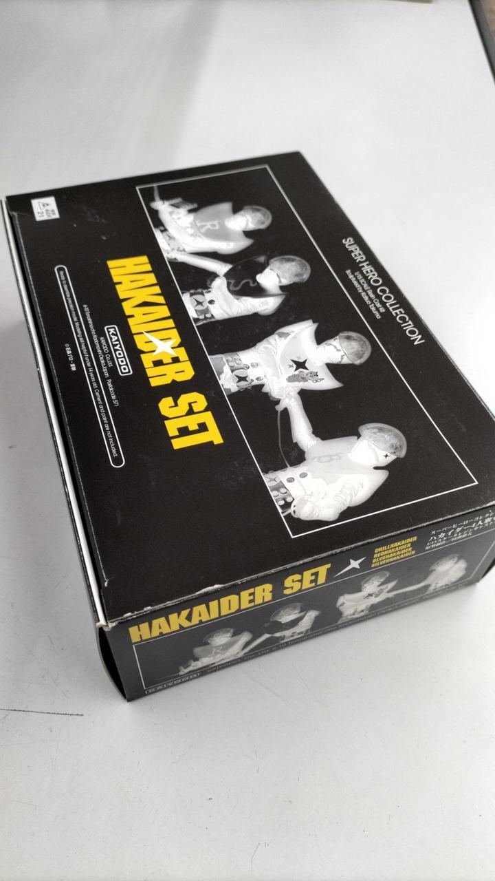 Kaiyodo Android Kikaider Hakaider Four-Person Set - Banzai Thrifting | BanzaiHobby