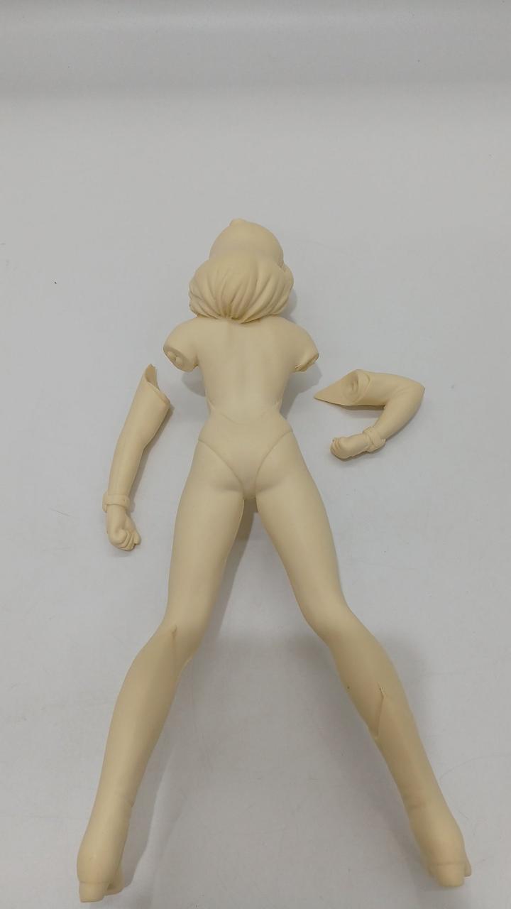 Kaiyodo Iron Arm Birdie Birdie Garage Kit - Banzai Thrifting | BanzaiHobby
