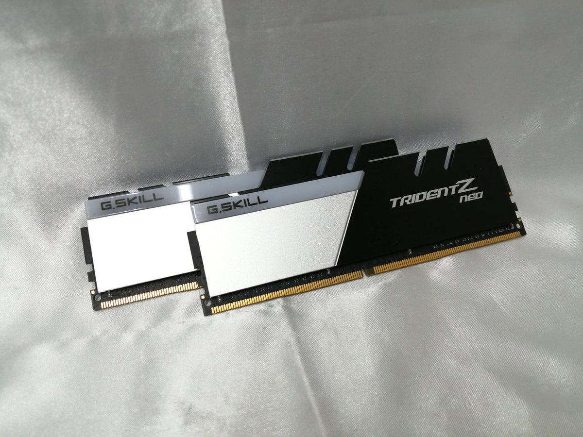 G.SKILL Memory: F4-3600C18D-32GTZN