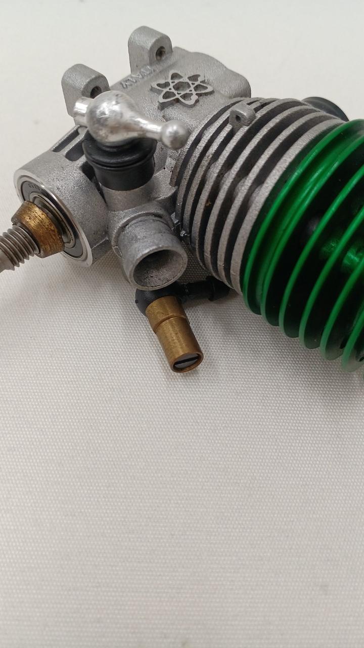 AMR Engine mount AMR09CZ First press limited full set - Banzai Thrifting | BanzaiHobby