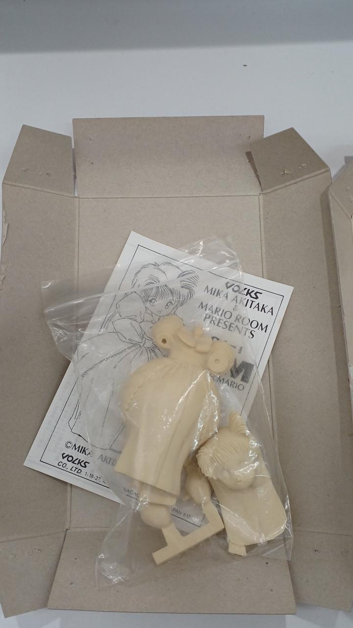 Volks GIRL MM 3-piece set garage kit - Banzai Thrifting | BanzaiHobby
