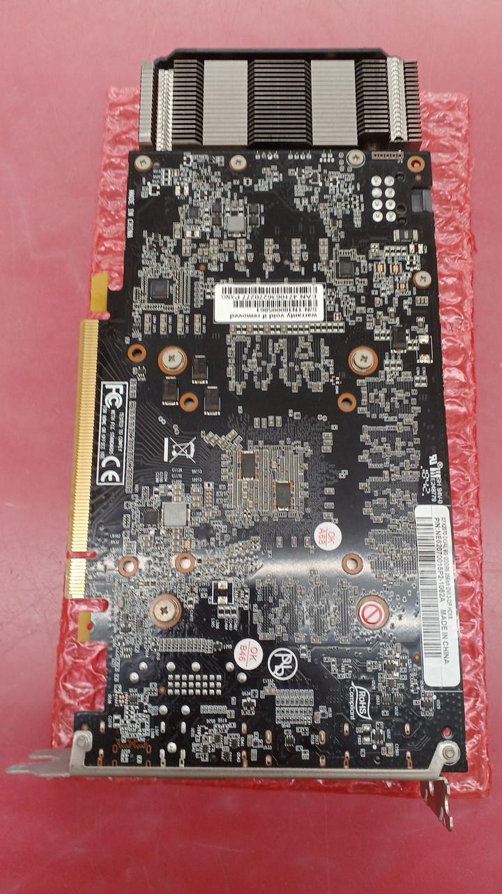 PALIT Graphics Board: NE62070015P2-1062A