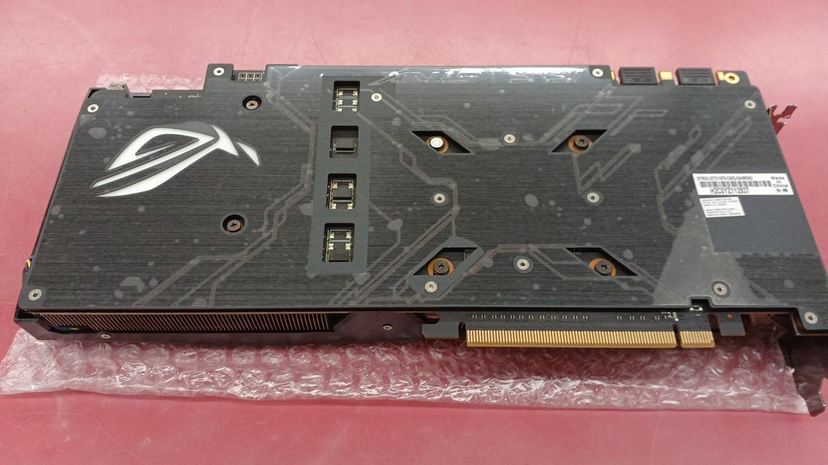 ASUS Graphics Board: STRIX-GTX1070-O8G-GAMING