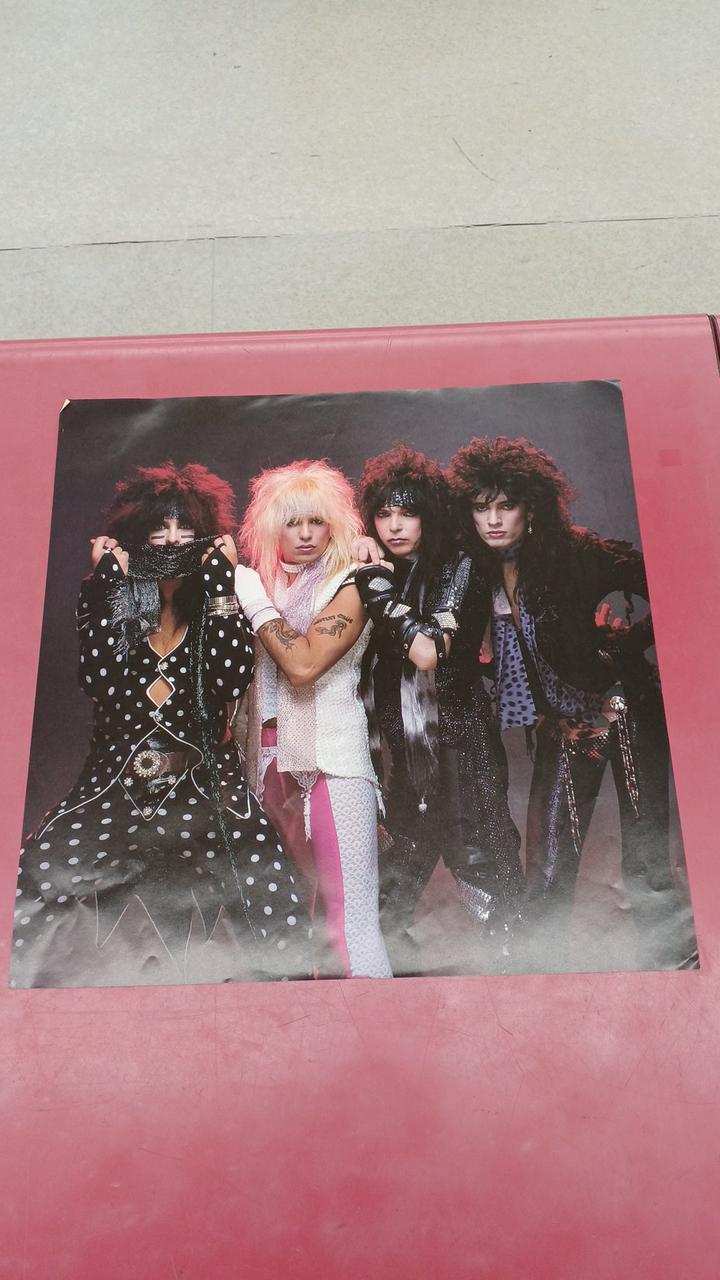 Warner Pioneer Western Music: Mötley Crüe / Theatre of Pain