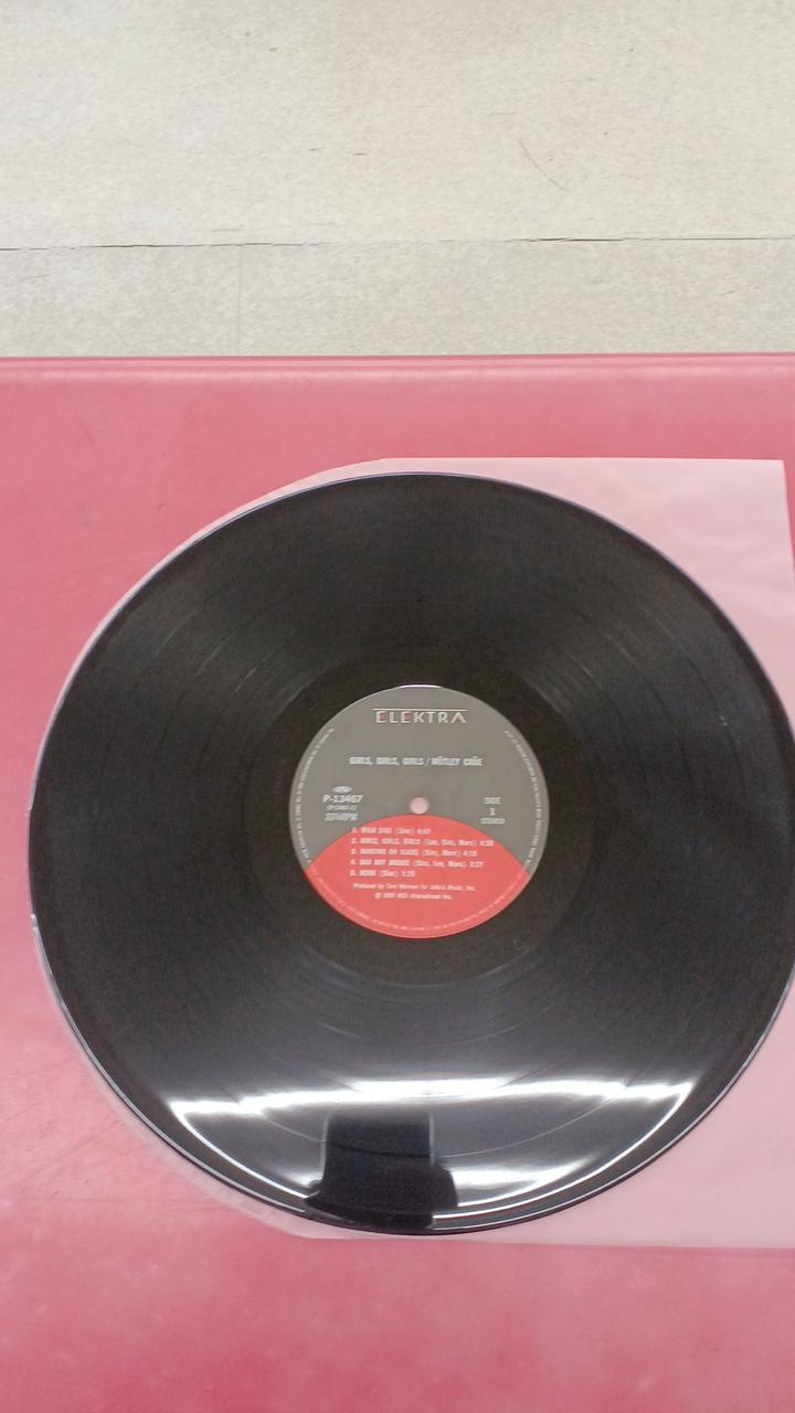 Warner Pioneer Western Music Mötley Crüe / Girls Girls