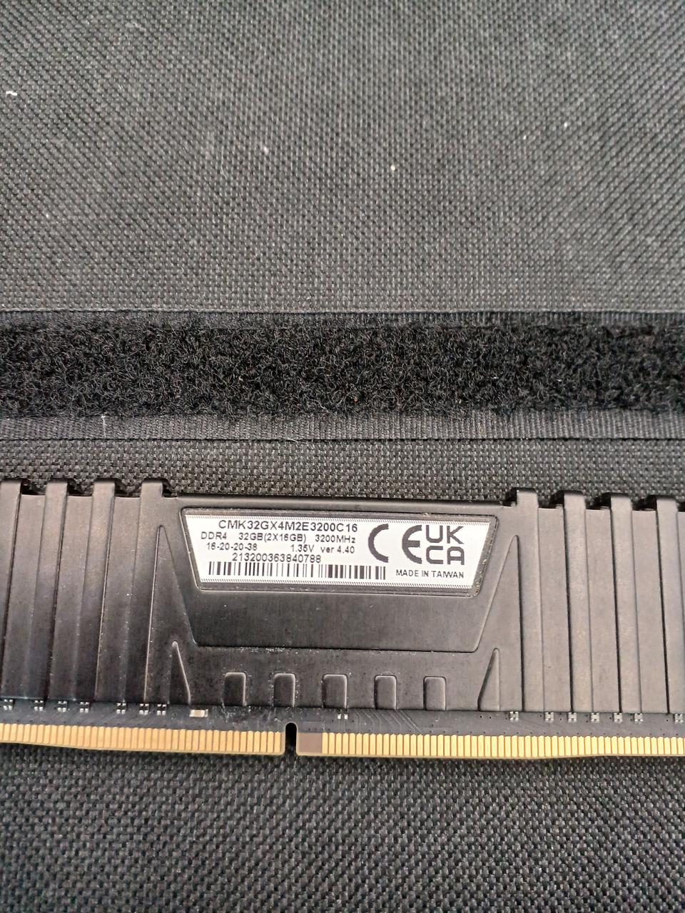 [JUNK] CORSAIR [DRAM Error] DDR4 Memory 16GB CMK32GX4M2E3200C16