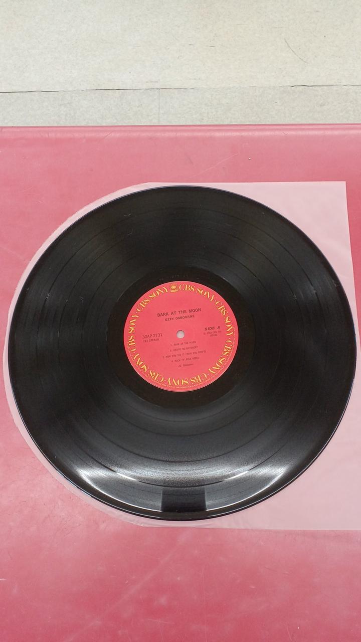 CBS/SONY Western Music Ozzy Osbourne / Howling at the Moon