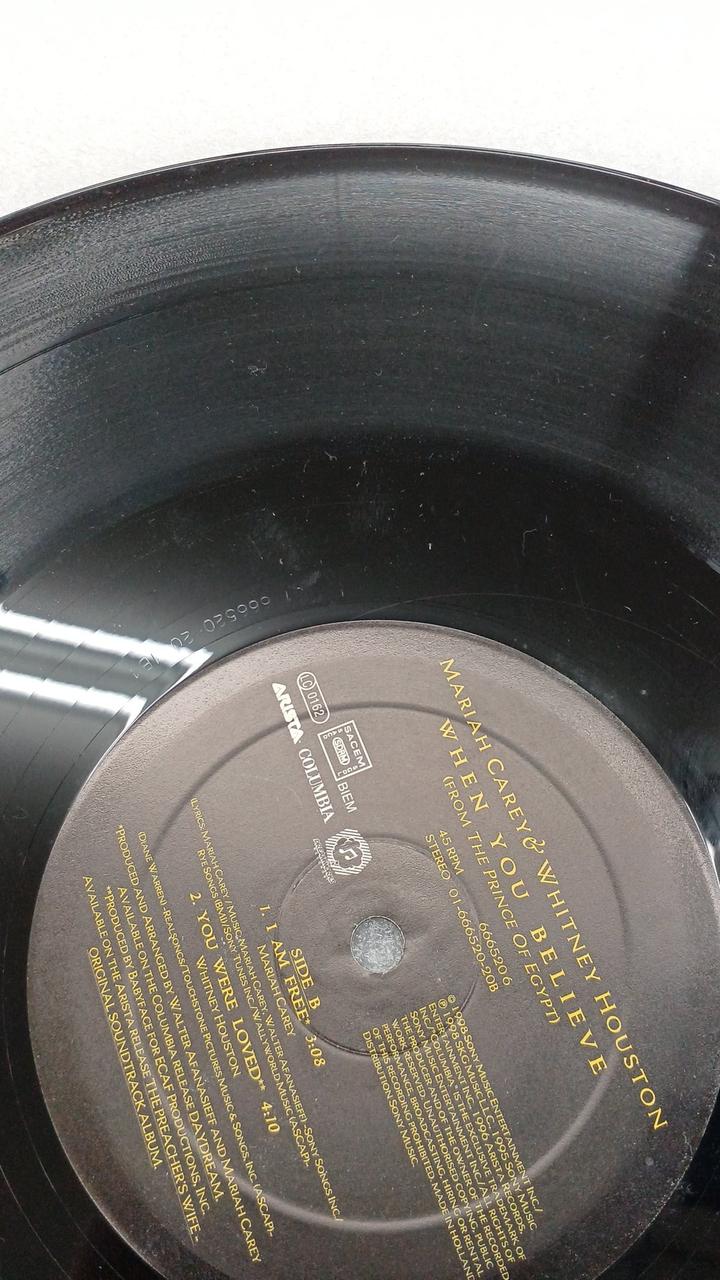 - MARIAH CAREY & WHITNEY HOUSTON 666520 6