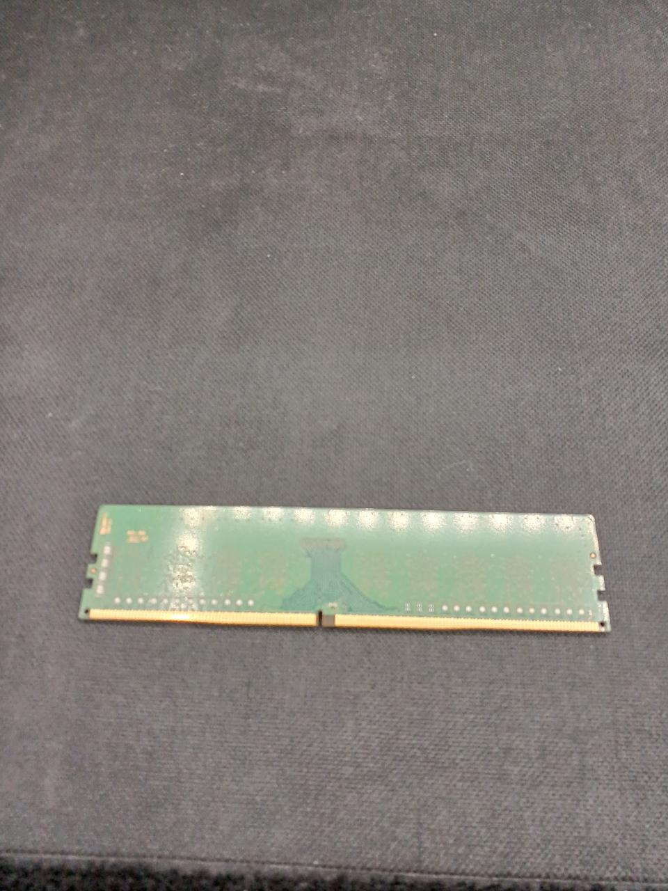 SAMSUNG [8GB] DDR4 Memory M378A1K43BB1-CPB