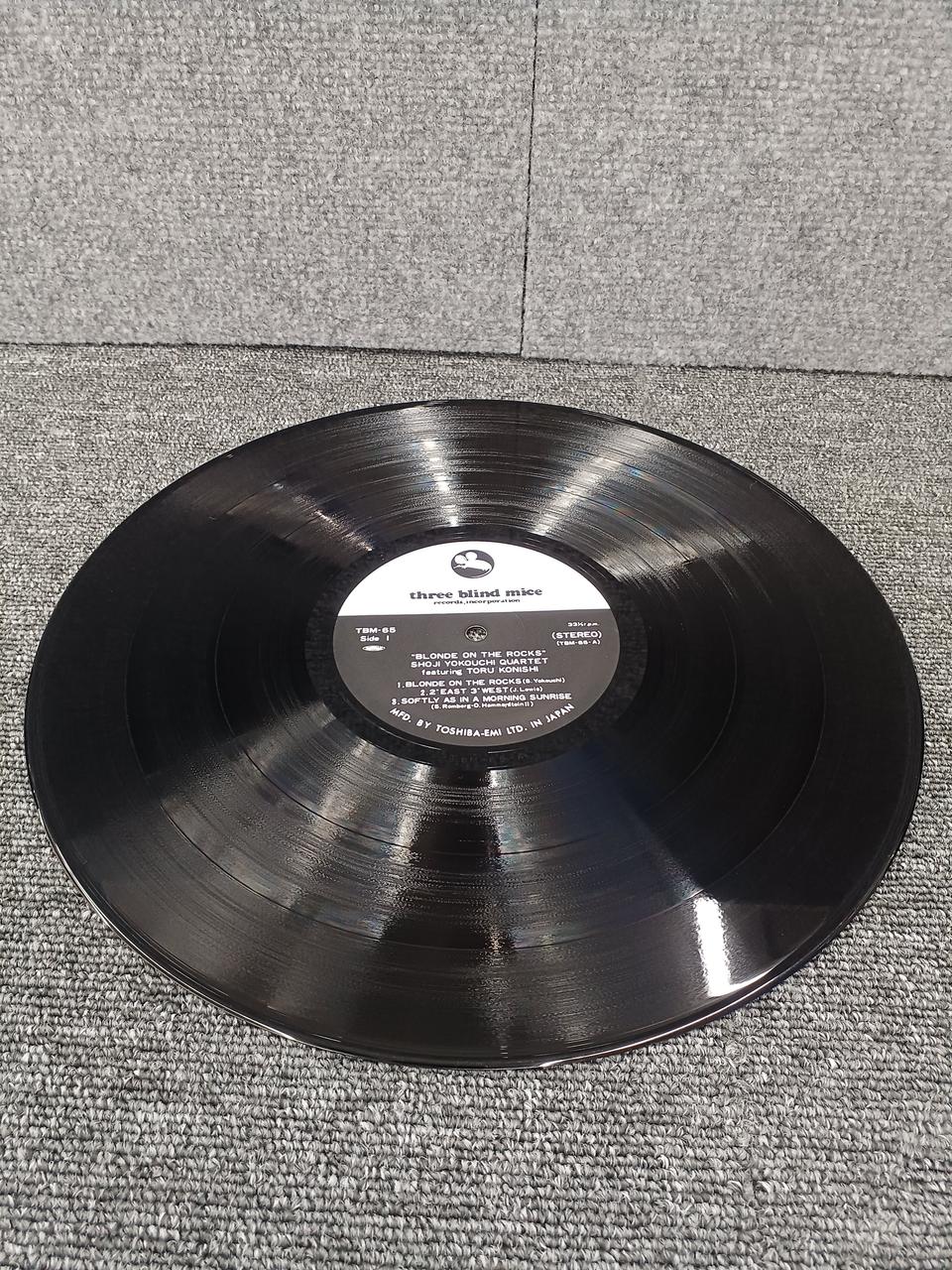 THREE BLIND MICE Shoji Yokouchi - BLONDE ON THE ROCKS TBM-65