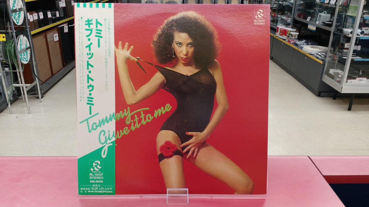 Warner Pioneer Western Music Tommy / Give It to Me