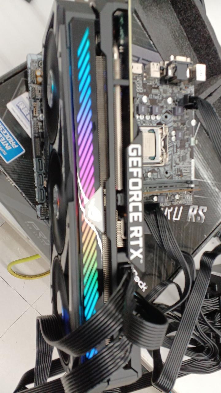ASUS Graphics Board: ROG-STRIX-RTX3070TI-O8G-GAMING