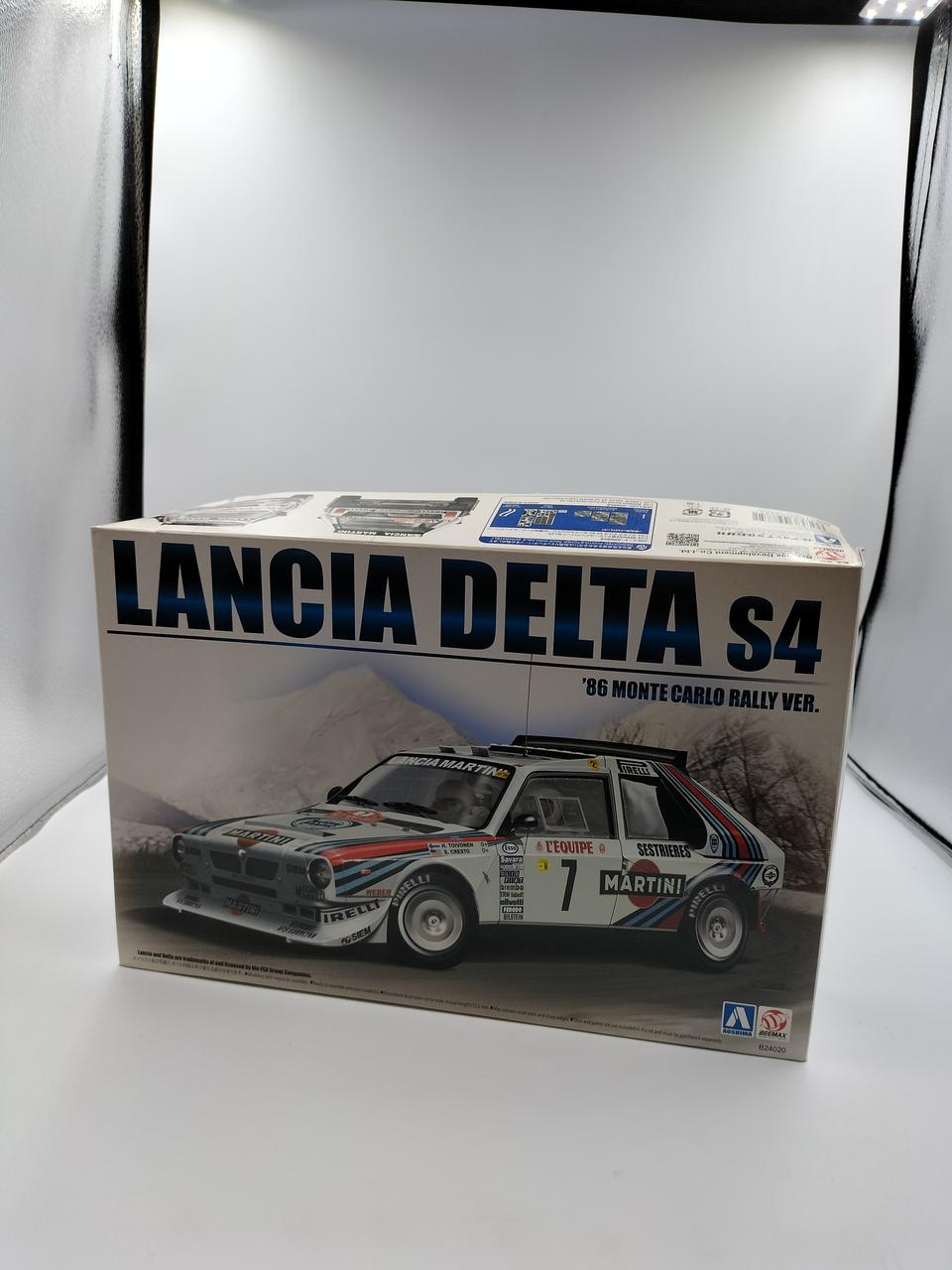 AOSHIMA 1/24 Scale Lancia Delta S4
