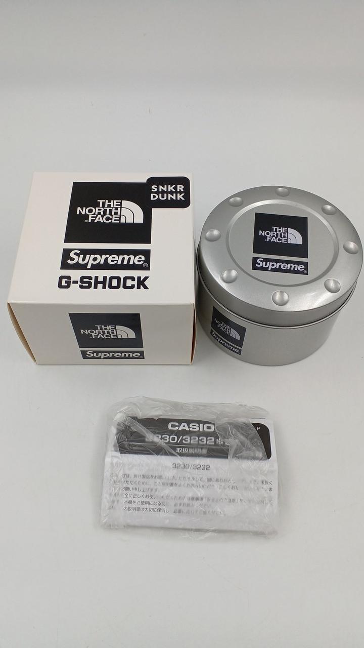 CASIO X THENORTHFACE X SUPREME SUPREME TIMES SQUARE G-SHOCK DW