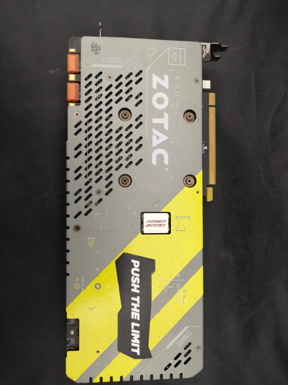 ZOTAC Graphics Board: GEFORCE GTX1080