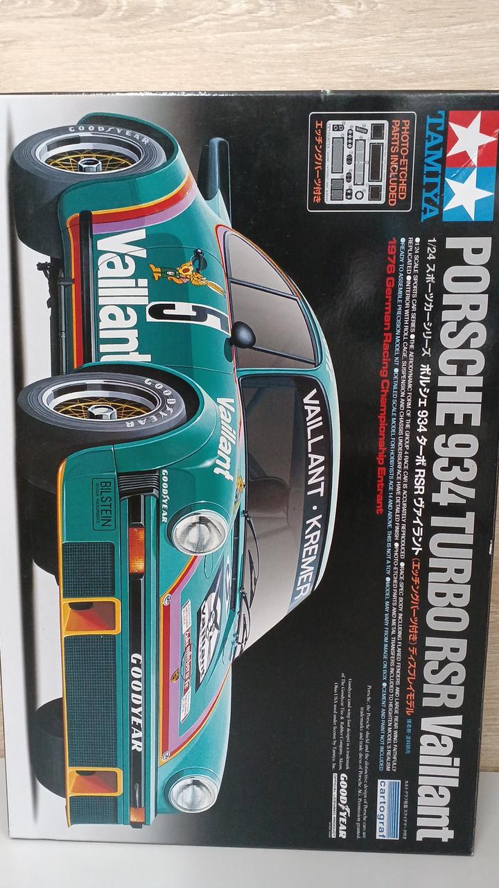 TAMIYA Display Model Sports Car Series NO.334 1/24 Porsche 934 Turbo RSR Virant