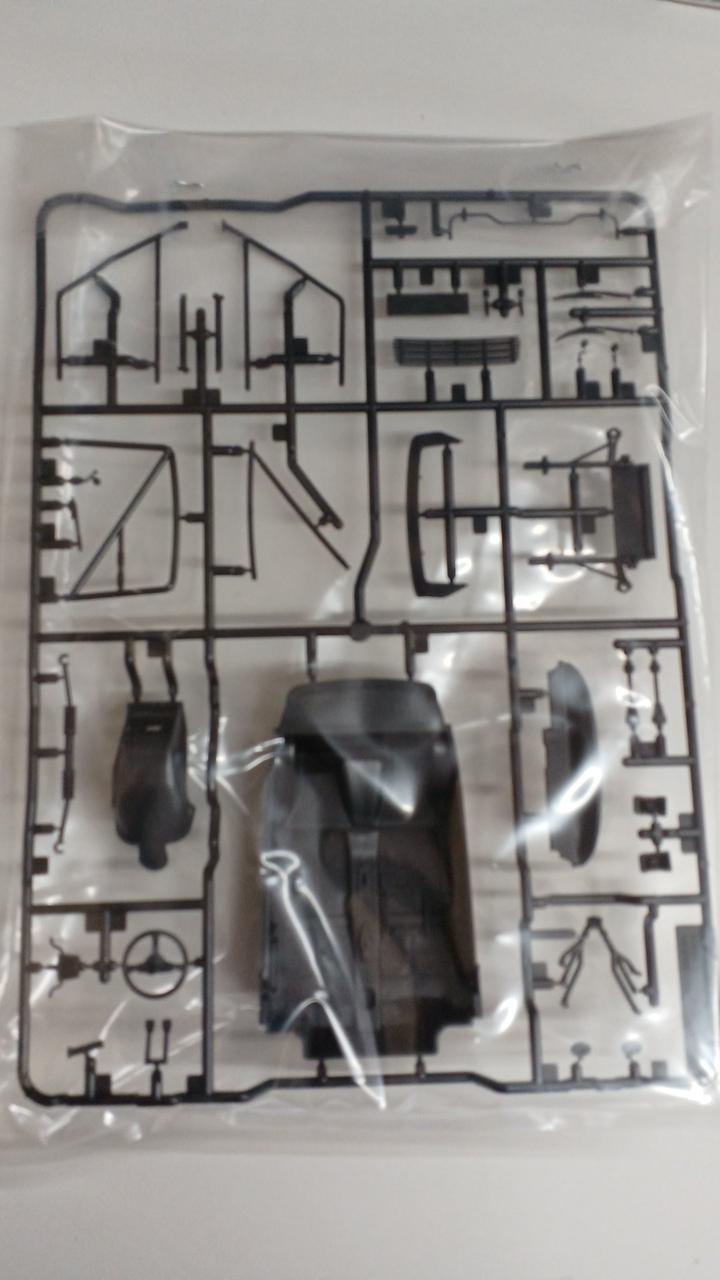 TAMIYA Display Model Sports Car Series NO.334 1/24 Porsche 934 Turbo RSR Virant