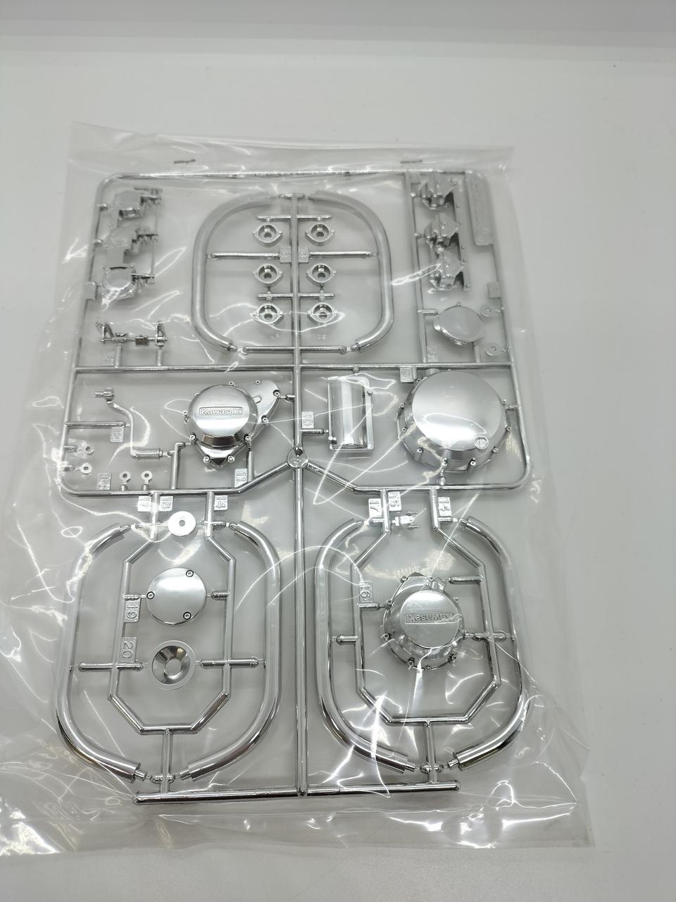 Tamiya Kawasaki Z1300 Engine 1623