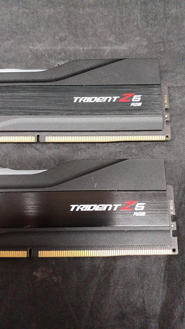 G.SKILL Memory: F5-8000J4048F24GX2