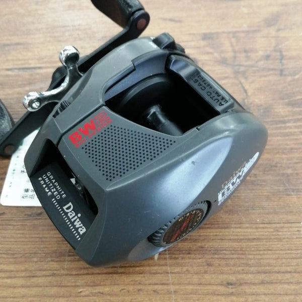 daiwa dw2 reel reels Sweepfire Swf-2B Spin : Sports & Outdoors the infamous SV Spool Tech that makes it extremely suitable to braid DAIWA BW2 Baitcasting Reel Reliable