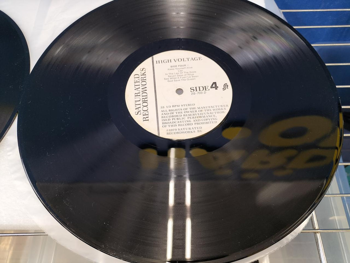 QUEEN HIGH VOLTAGE 2S 703