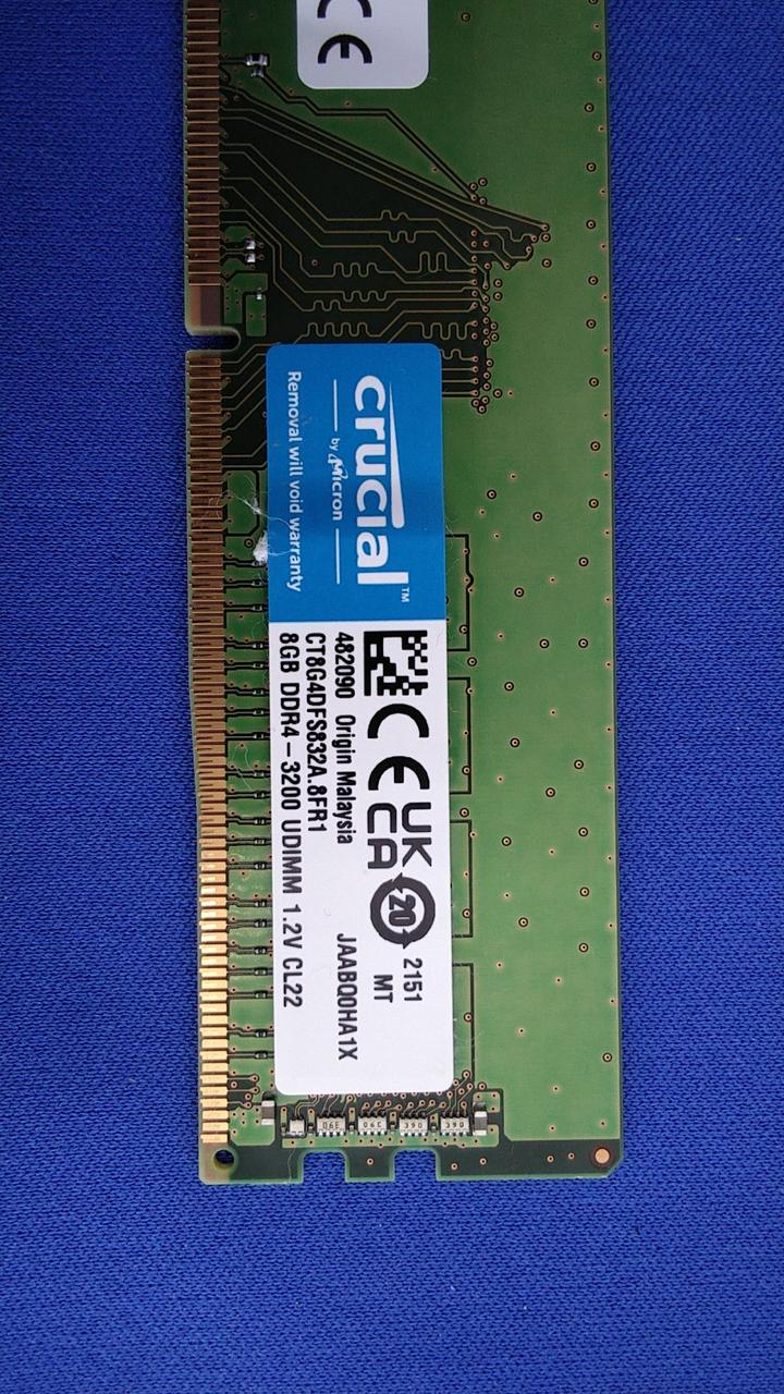 [JUNK] CRUCIAL DDR4 Memory Card CT8G4DF832A.5FR1