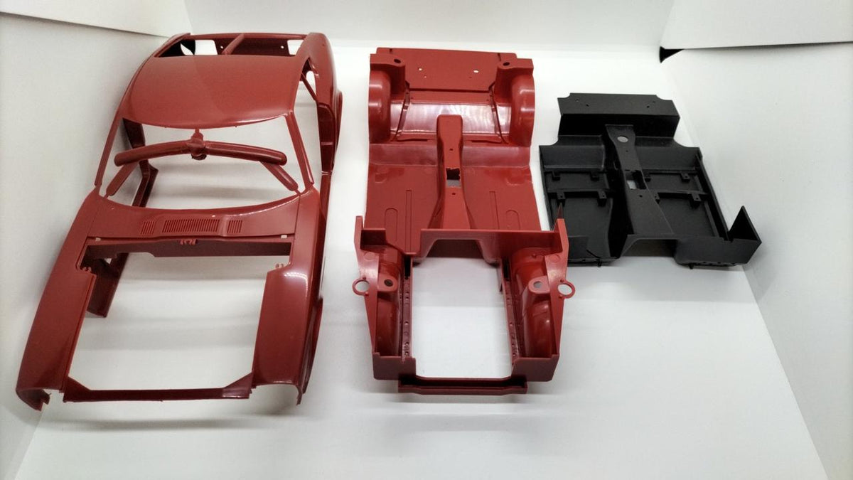 TAMIYA Fairlady 240Z Safari Spec / Unassembled