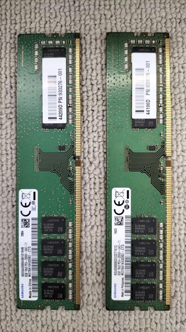 [JUNK] SAMSUNG DDR4 8GB (4 pieces) PC4-2666V-UA2-11